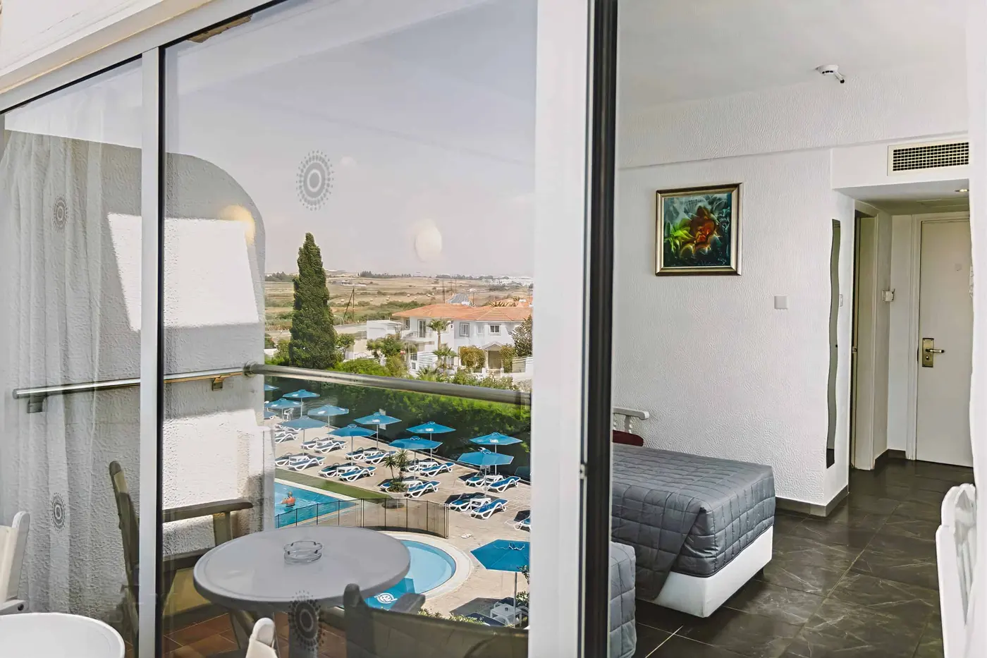 Superior Room, Pool View